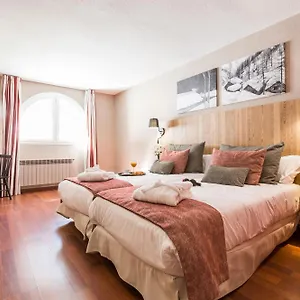 Hotel Grand Pas, Pas De La Casa